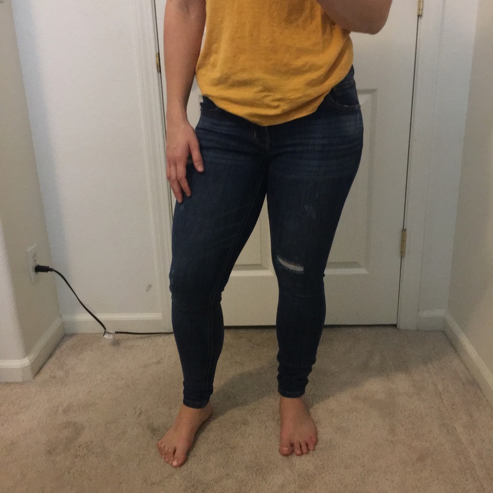 Distressed Skinny Jeans